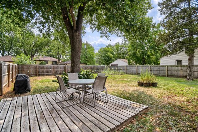 3912 Vera Cruz Avenue N, Robbinsdale, MN 55422
