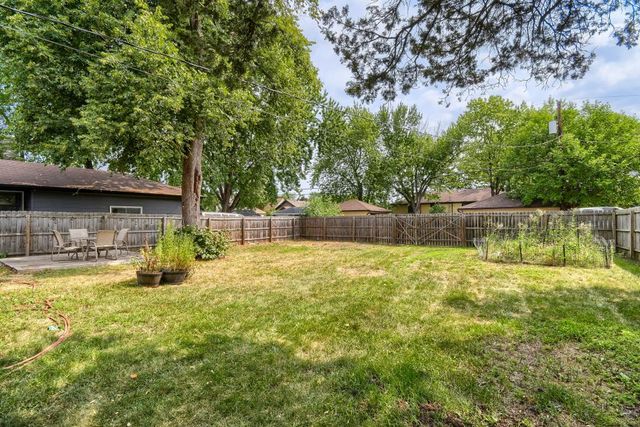 3912 Vera Cruz Avenue N, Robbinsdale, MN 55422
