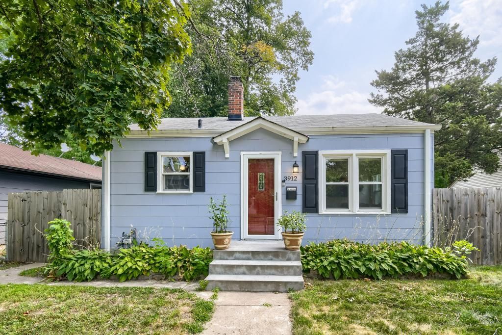 3912 Vera Cruz Avenue N, Robbinsdale, MN 55422