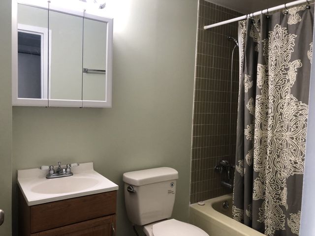 22 Chestnut Place M4, Brookline, MA 02445