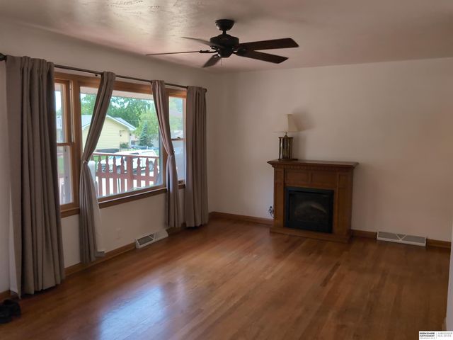 127 Kirby Avenue, Bellevue, NE 68005