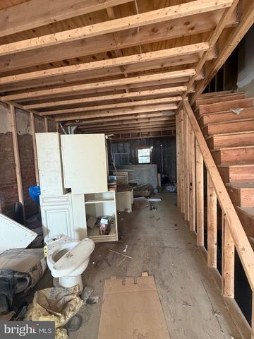 2609 N WATERLOO ST, Philadelphia, PA 19133