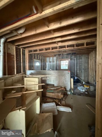 2609 N WATERLOO ST, Philadelphia, PA 19133