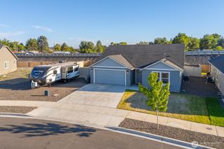 1205 W Sequoia Rd, Moses Lake, WA 98837