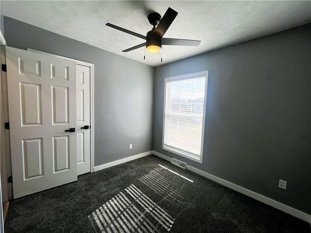 321 E Mason Street, Odessa, MO 64076