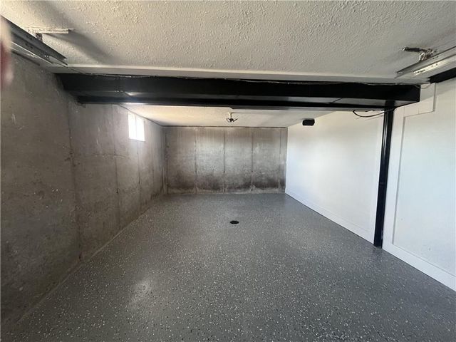 321 E Mason Street, Odessa, MO 64076