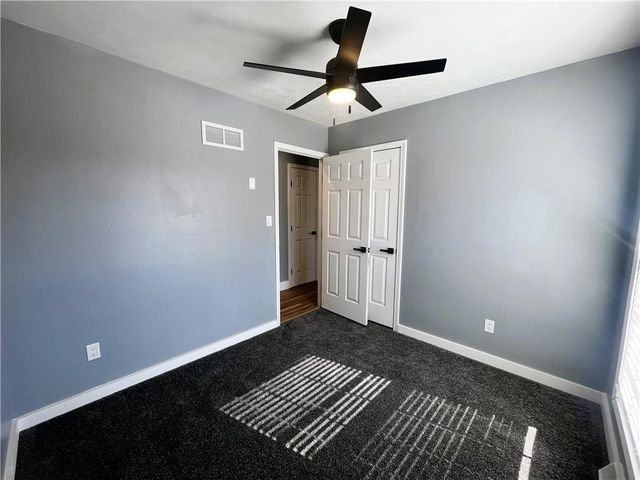 321 E Mason Street, Odessa, MO 64076