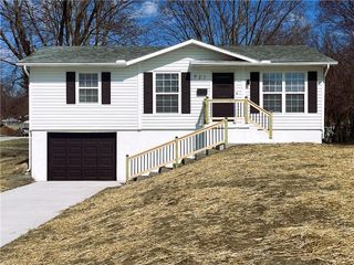 321 E Mason Street, Odessa, MO 64076