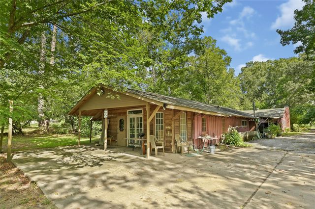 1522 Spring Hills Drive, Spring, TX 77386
