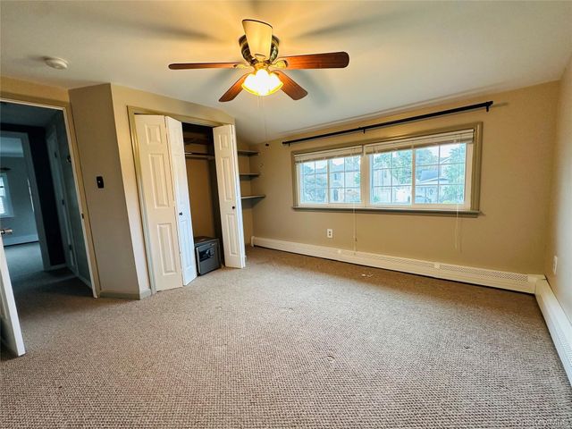 86 Shepherd Lane, Levittown, NY 11756