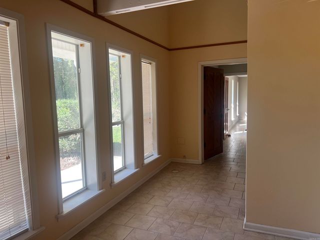 8611 Sulphur Springs, Pine Bluff, AR 71603