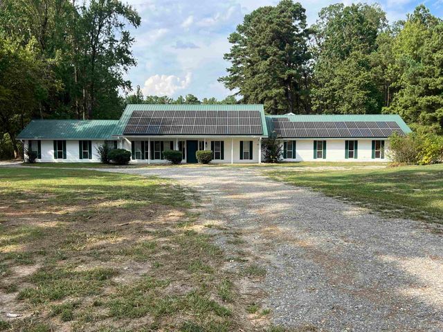 8611 Sulphur Springs, Pine Bluff, AR 71603