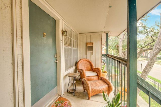 845 Augusta Drive 6, Houston, TX 77057