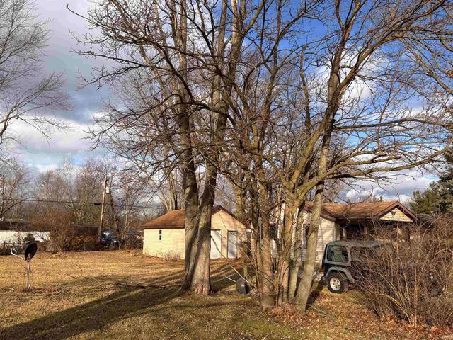 701 N Claypool Road, Muncie, IN 47303