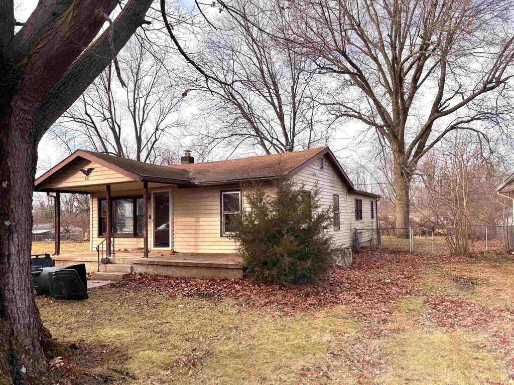 701 N Claypool Road, Muncie, IN 47303
