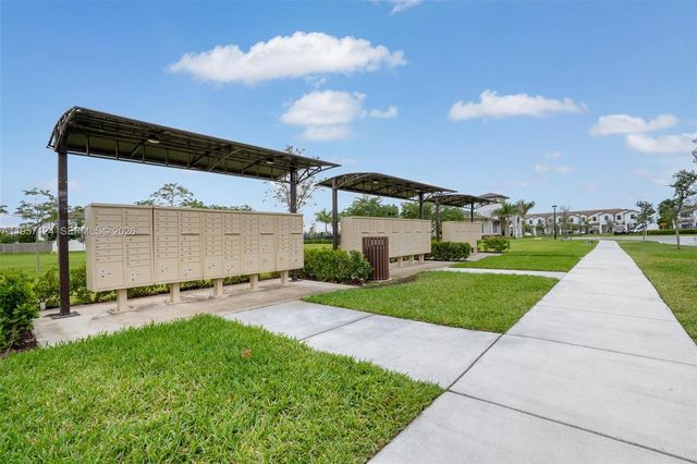 23447 SW 127th Pl, Homestead, FL 33032