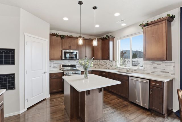 19108 E 15th Ave, Spokane Valley, WA 99016