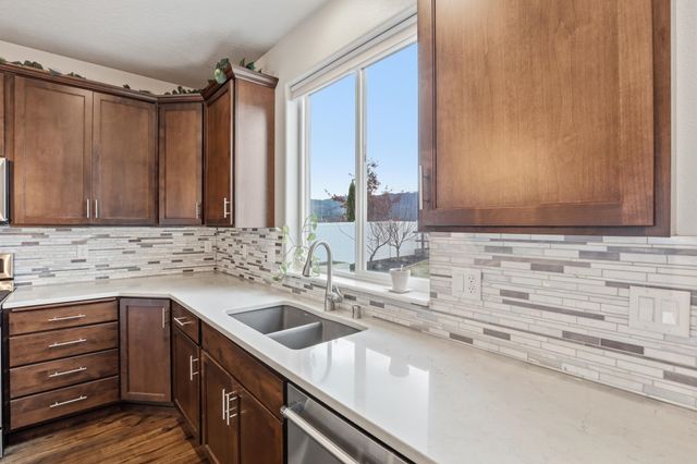 19108 E 15th Ave, Spokane Valley, WA 99016