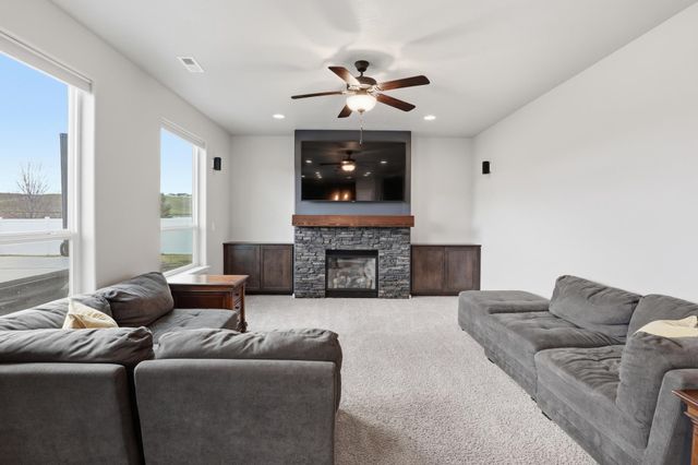 19108 E 15th Ave, Spokane Valley, WA 99016