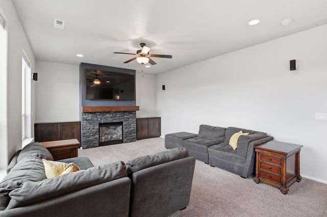 19108 E 15th Ave, Spokane Valley, WA 99016