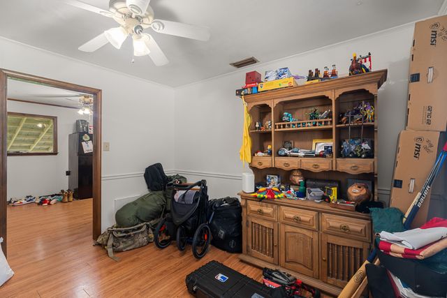 111 Victoria Dr., Hattiesburg, MS 39402