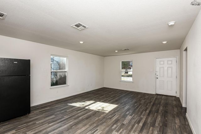 1307 POLK STREET, Wichita Falls, TX 76309