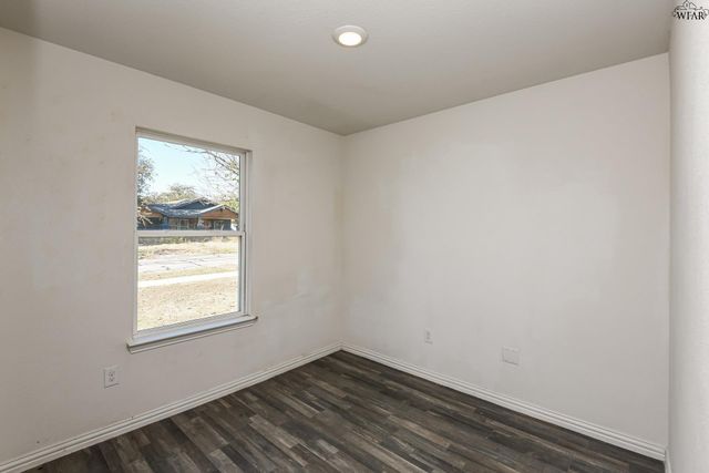 1307 POLK STREET, Wichita Falls, TX 76309