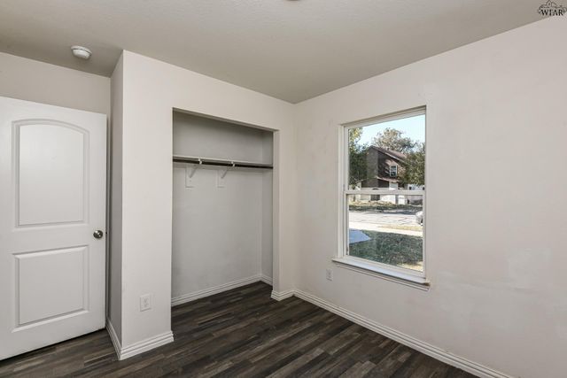 1307 POLK STREET, Wichita Falls, TX 76309