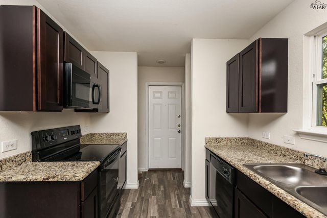 1307 POLK STREET, Wichita Falls, TX 76309