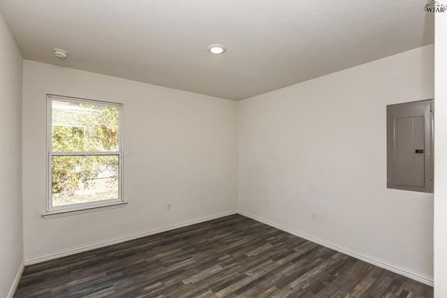 1307 POLK STREET, Wichita Falls, TX 76309