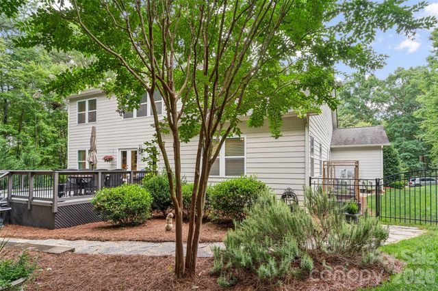 1205 Crofton Drive, Waxhaw, NC 28173