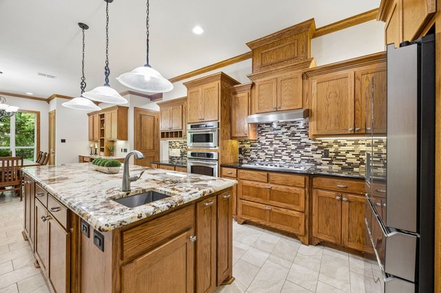 79 Seis Lagos Trail, Lucas, TX 75098