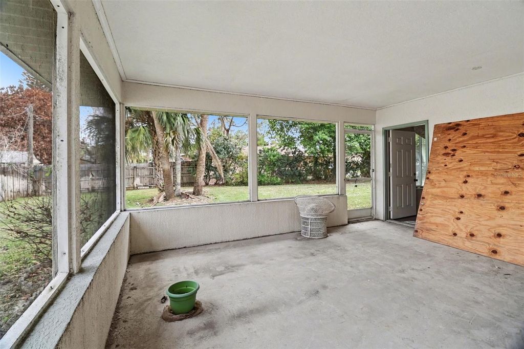 Image 21 of property listing at 875 GABRIEL AVENUE NE, Palm Bay, FL 32907