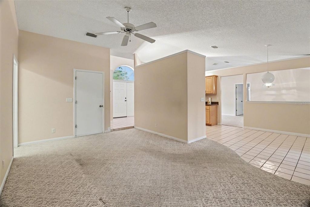 Image 10 of property listing at 875 GABRIEL AVENUE NE, Palm Bay, FL 32907