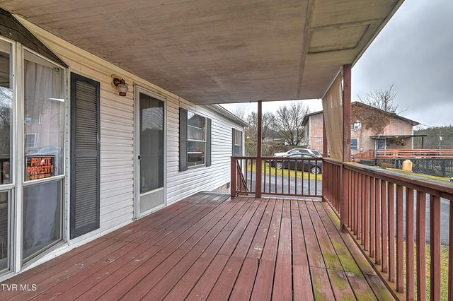 549 Pleasant Grove Road, Bluff City, TN 37618