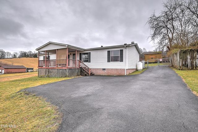 549 Pleasant Grove Road, Bluff City, TN 37618