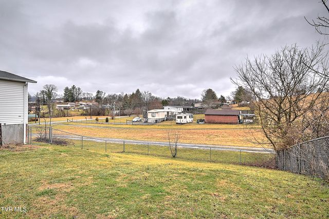 549 Pleasant Grove Road, Bluff City, TN 37618