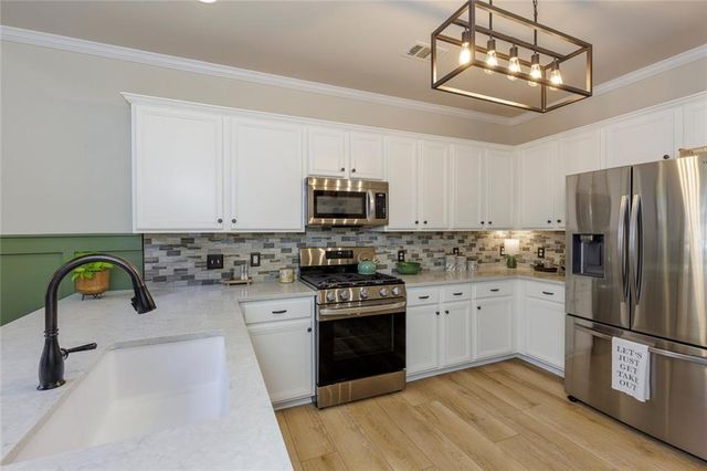 1220 Freedom Lane, Roswell, GA 30075