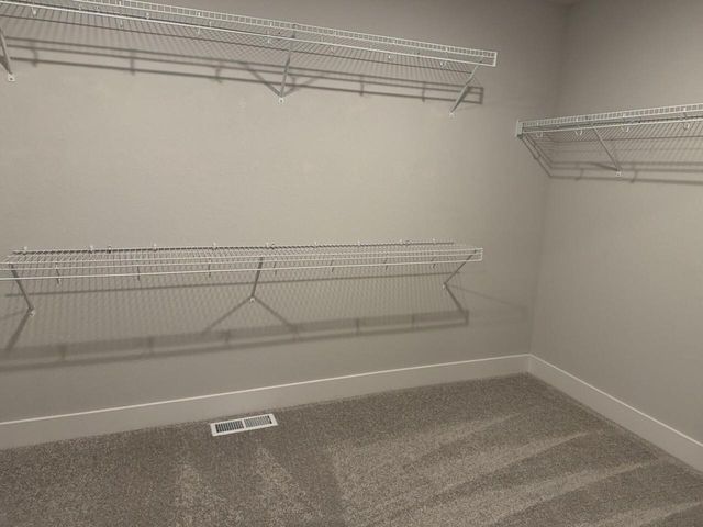 W193N4980 Rosemary RIDGE, Menomonee Falls, WI 53051