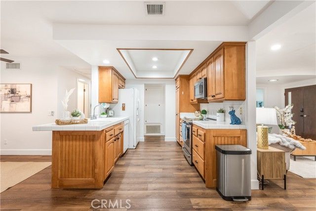 9370 Somerset Drive, Rancho Cucamonga, CA 91701