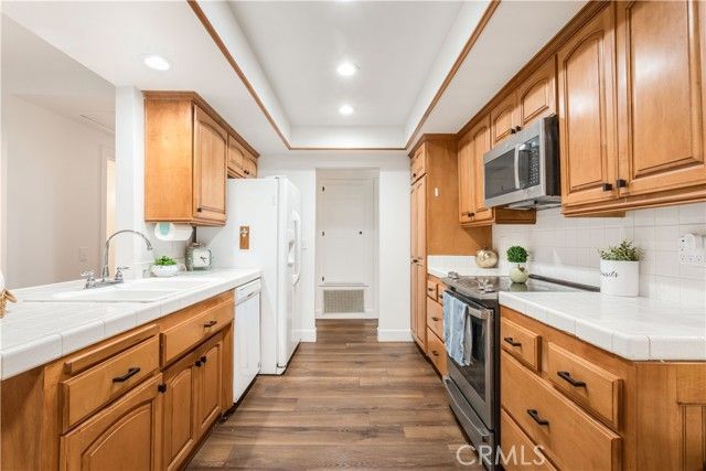 9370 Somerset Drive, Rancho Cucamonga, CA 91701