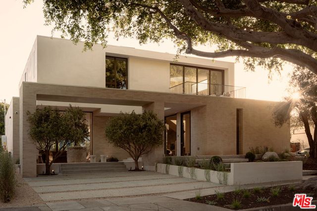 4333 Vinton Avenue, Culver City, CA 90232