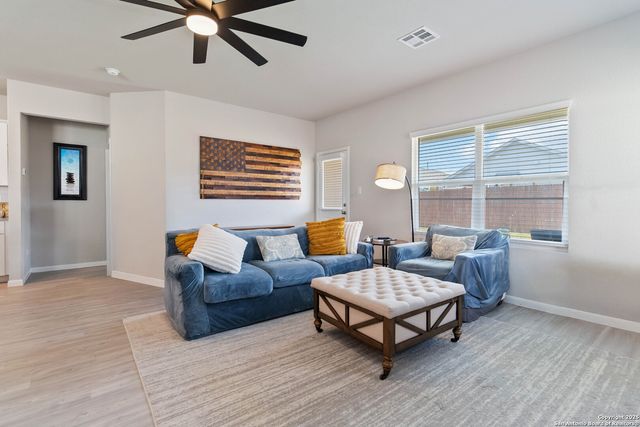 9611 Morgans Mills, San Antonio, TX 78254