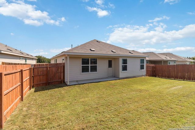 9611 Morgans Mills, San Antonio, TX 78254