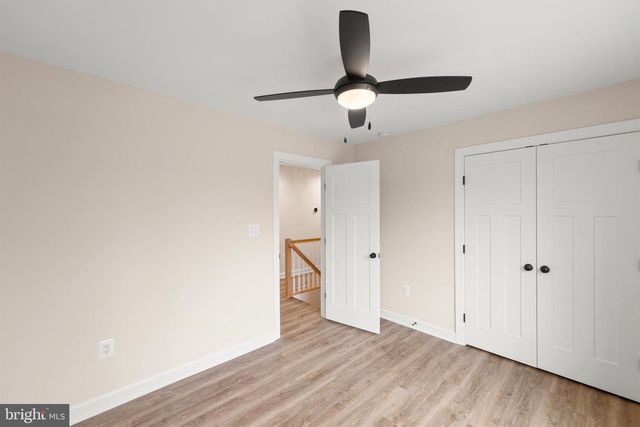 220 LAKELAND CIR, Middletown, VA 22645