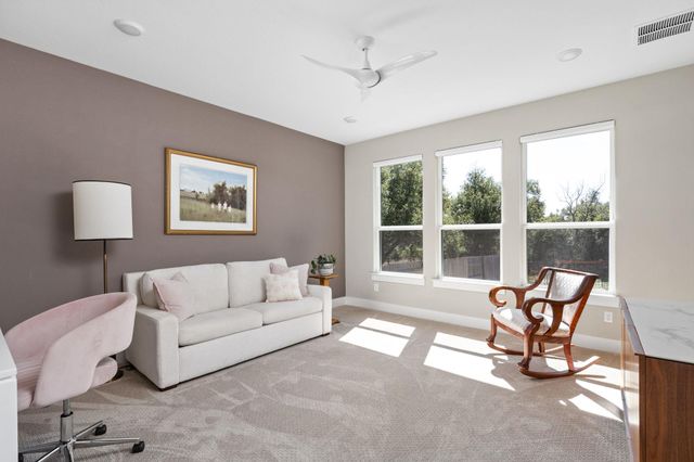 829 Pink Granite BLVD, Dripping Springs, TX 78620