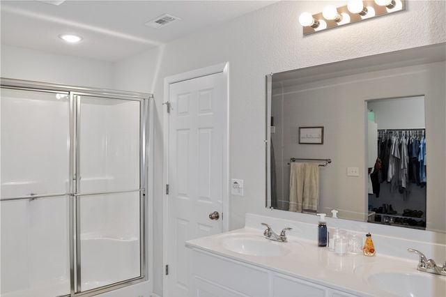 2407 Maplewood Avenue, Lowell, AR 72745