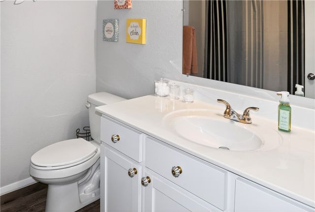 2407 Maplewood Avenue, Lowell, AR 72745