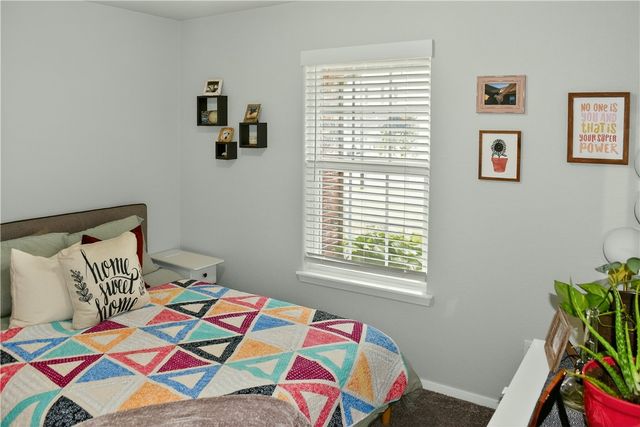 2407 Maplewood Avenue, Lowell, AR 72745