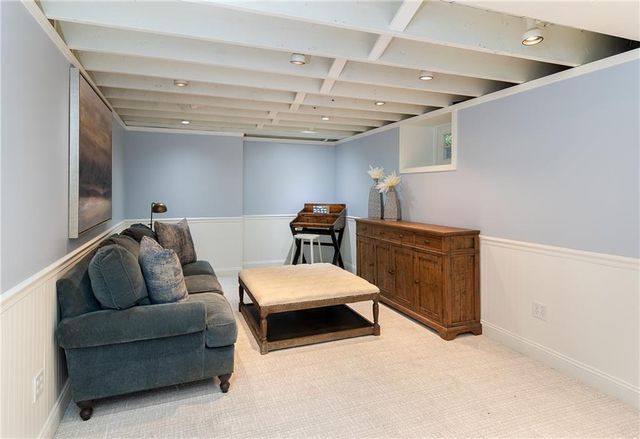 3921 W 58 Street, Fairway, KS 66205